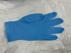 nitrile medical examination gloves